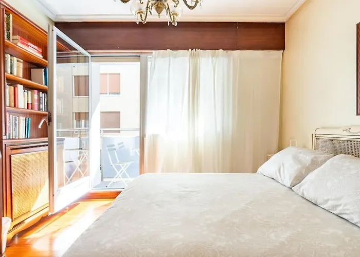 Appartement Amplio Y Acogedor Piso En Pleno Barrio De Gros, En Donostia - San Sebastian