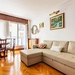 Apartamento Amplio Y Acogedor Piso En Pleno Barrio De Gros, En Donostia - San Sebastián