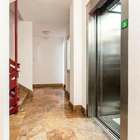 شقة Amplio Y Acogedor Piso En Pleno Barrio De Gros, En Donostia - *