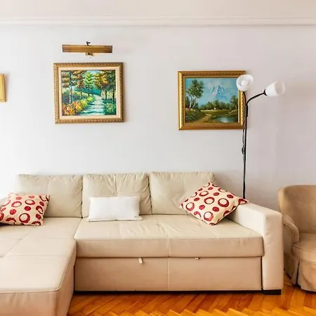 Amplio Y Acogedor Piso En Pleno Barrio De Gros, En Donostia - شقة سان سيباستيان