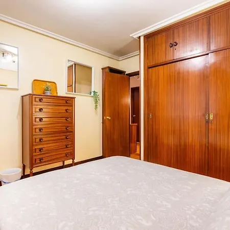 Amplio Y Acogedor Piso En Pleno Barrio De Gros, En Donostia - شقة سان سيباستيان