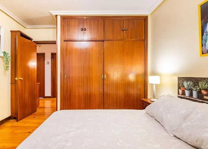 Apartmán Amplio Y Acogedor Piso En Pleno Barrio De Gros, En Donostia - San Sebastián