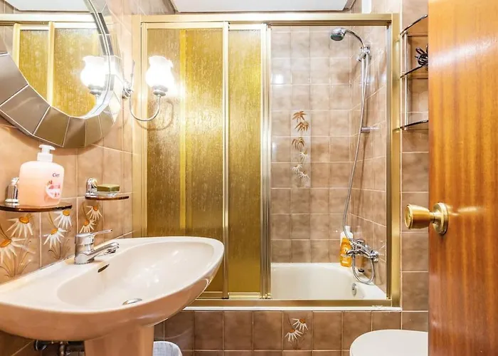 Amplio Y Acogedor Piso En Pleno Barrio De Gros, En Donostia - Apartmán