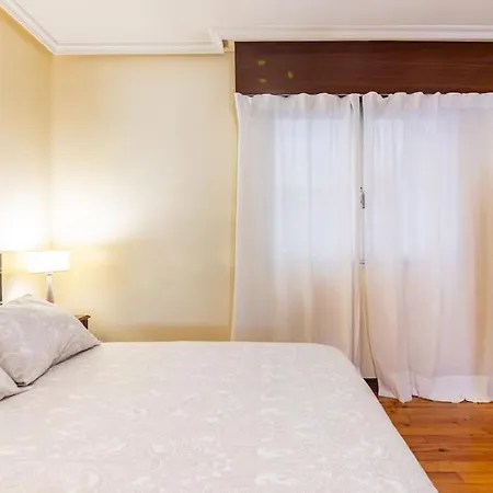 Terraza Playa Y Calle Peatonal Ess03377 * Σαν Σεμπαστιάν