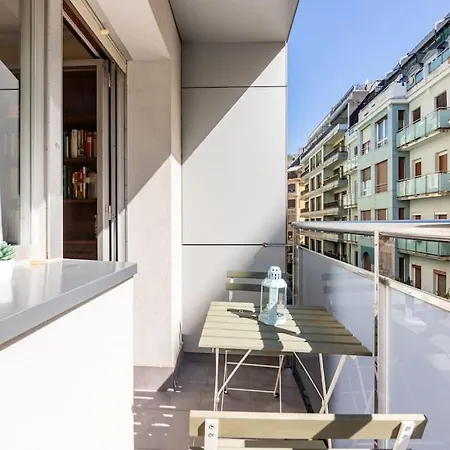 Amplio Y Acogedor Piso En Pleno Barrio De Gros, En Donostia -